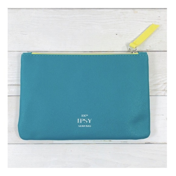 NWT Ipsy glam teal cosmetic bag - Picture 2 of 2